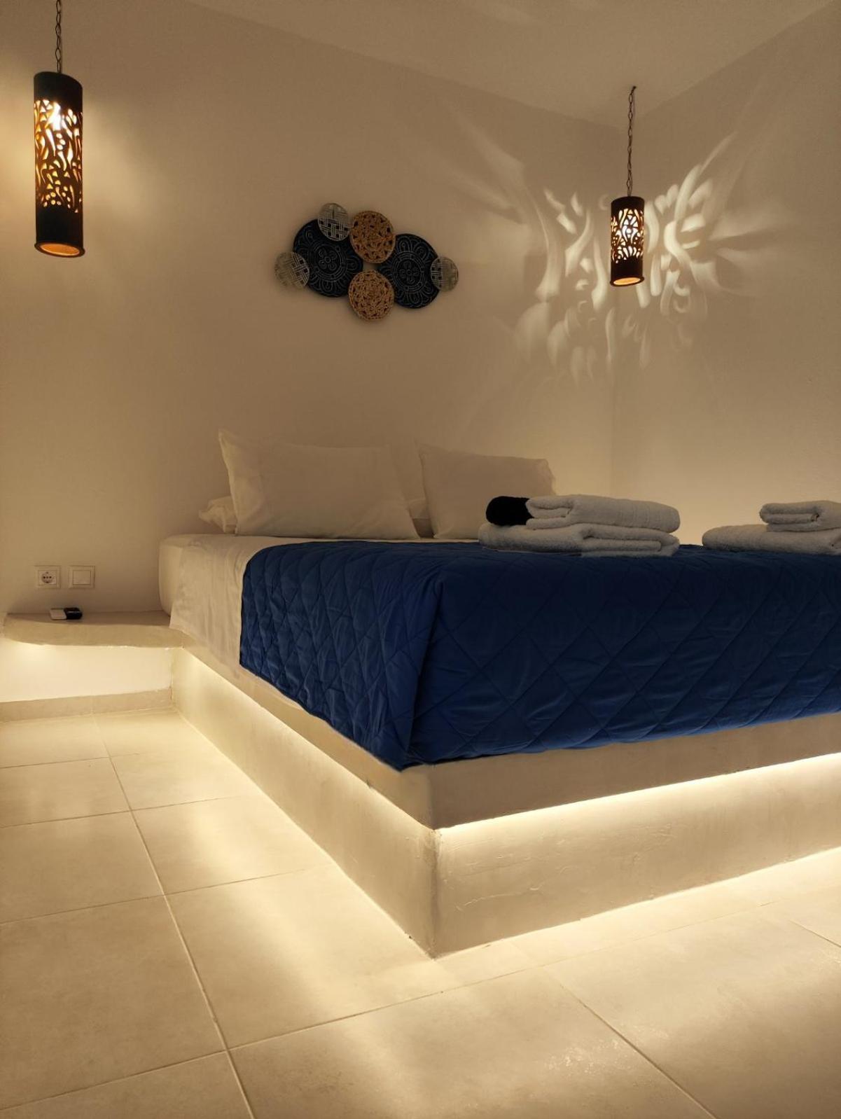 Diana'S Luxury Suites คิทนอส ภายนอก รูปภาพ